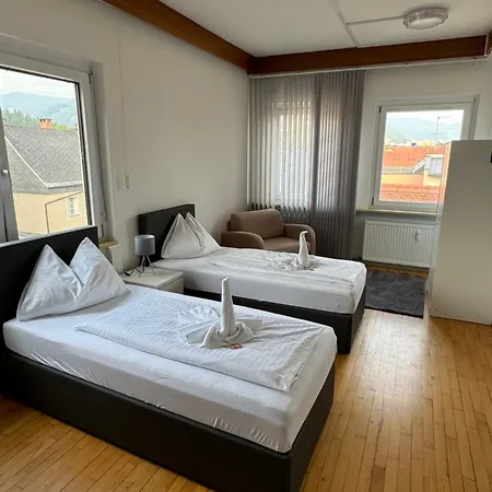 ホテル Stadthotel Schwerterbraeu ユーデンブルク