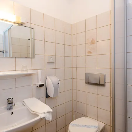 Stadthotel Schwerterbraeu Hotel 3*