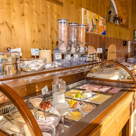 ホテル Stadthotel Schwerterbraeu ユーデンブルク