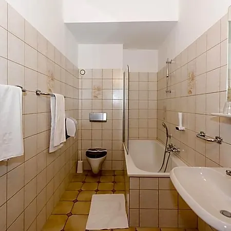 Hotel Stadthotel Schwerterbraeu 3*