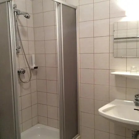 Stadthotel Schwerterbraeu ユーデンブルク