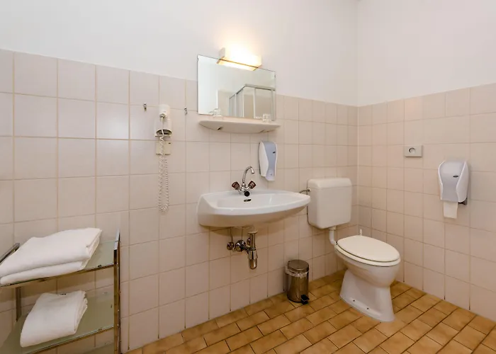 Hotell Stadthotel Schwerterbraeu