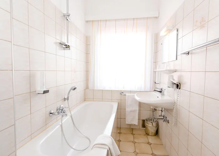 Hotell Stadthotel Schwerterbraeu